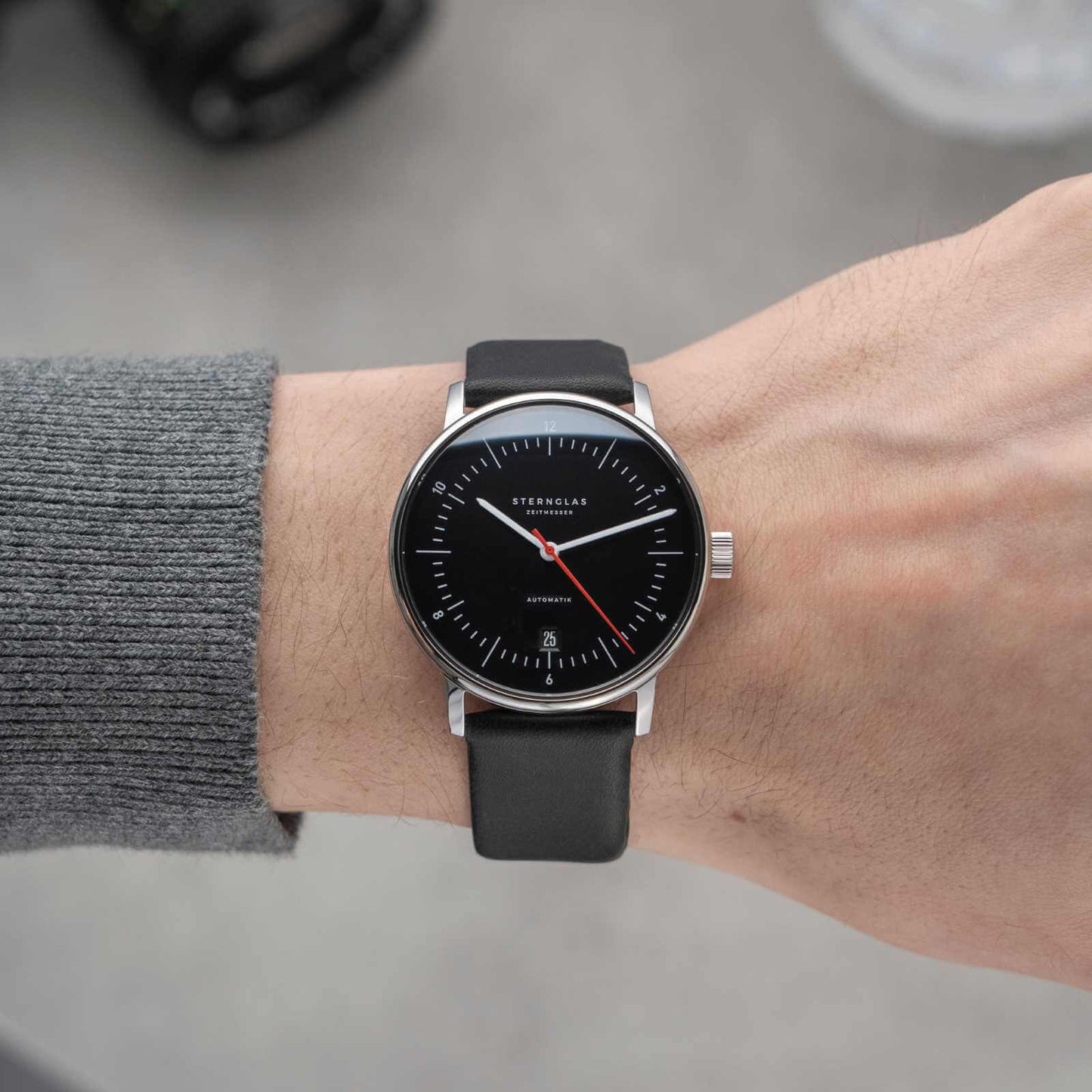 Naos Automatik black red