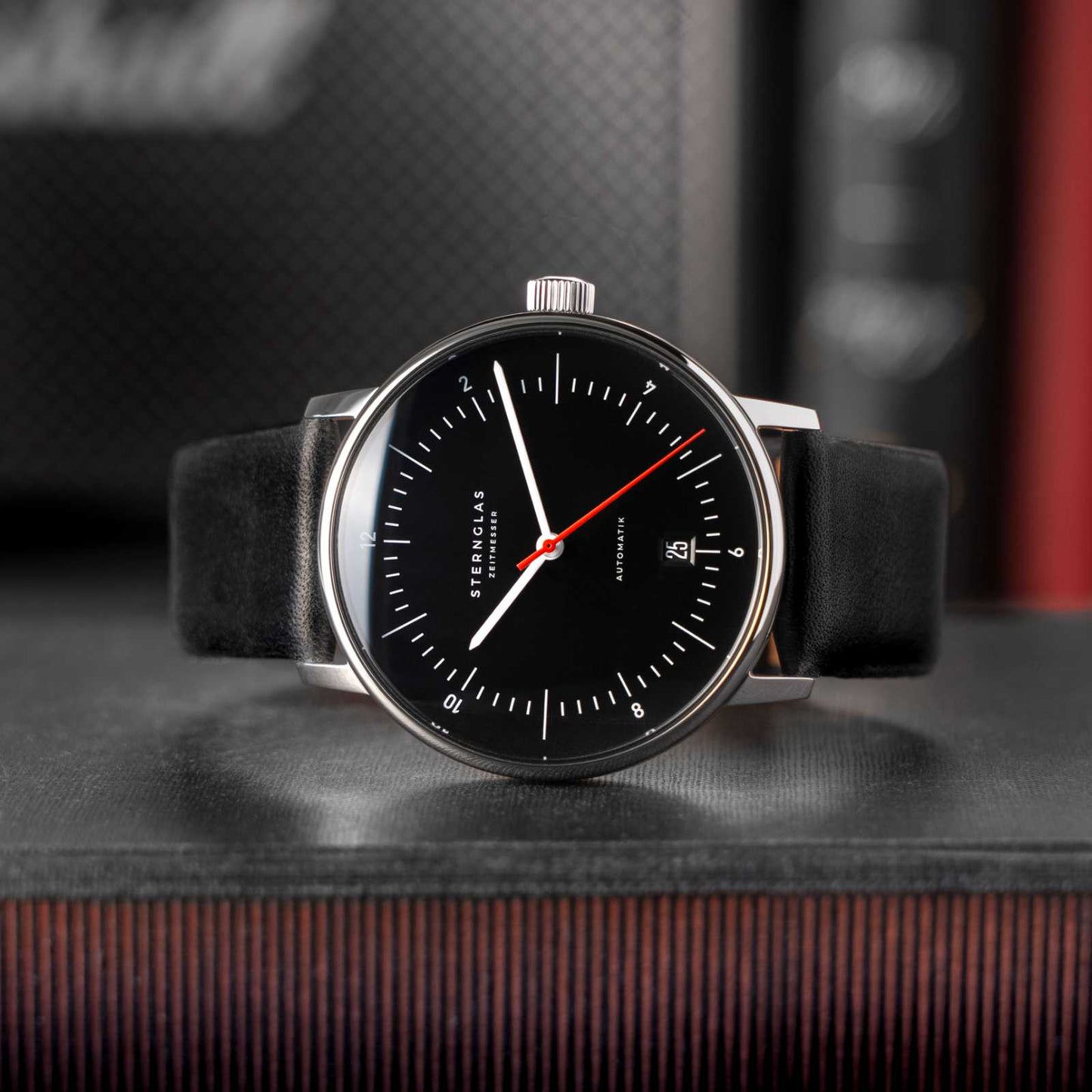 Naos Automatik black red