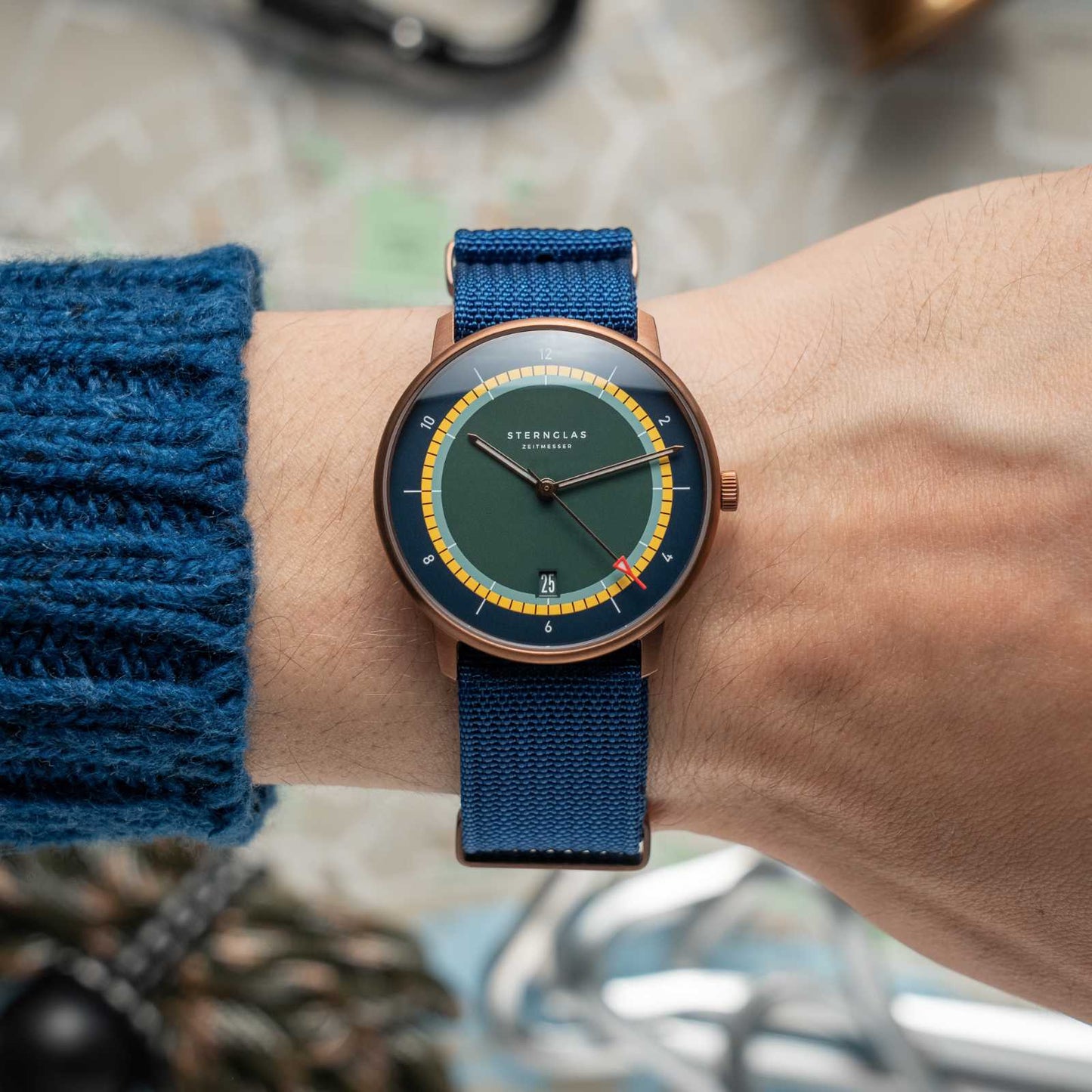 Naos Edition Argo Bronze