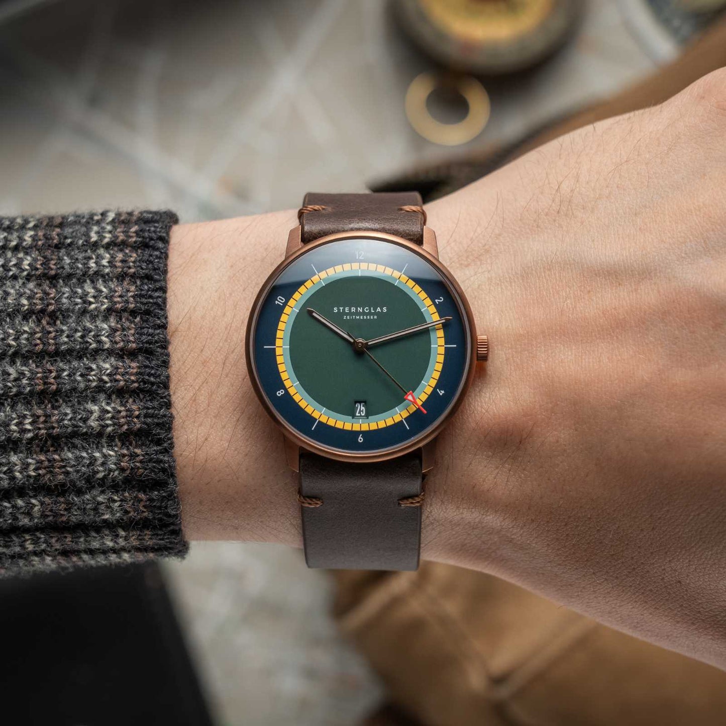 Naos Edition Argo Bronze