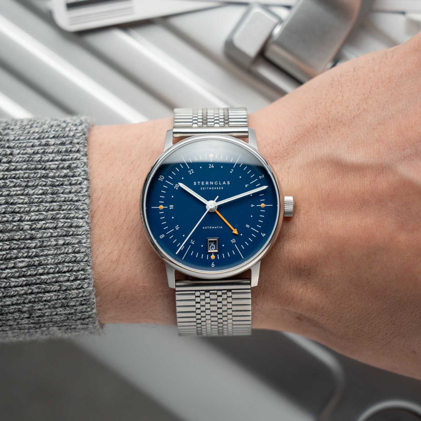 Naos Pro GMT Automatik dark blue