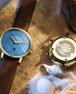 popup|Fine edition engraving|With the "mother-of-pearl" edition engraving on the back of the case, you are wearing a unique piece of jewellery on your wrist.