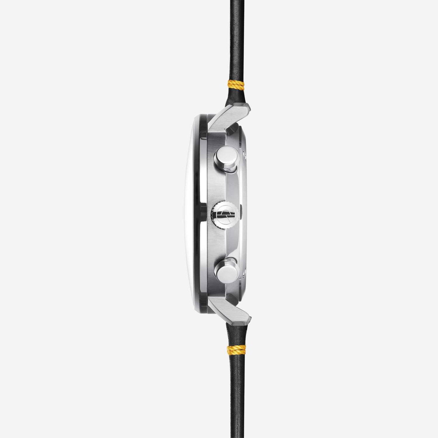 popup|Polished and brushed surfaces|The combination of polished and brushed stainless steel gives the Hamburg Chrono Regatta a slimmer appearance.