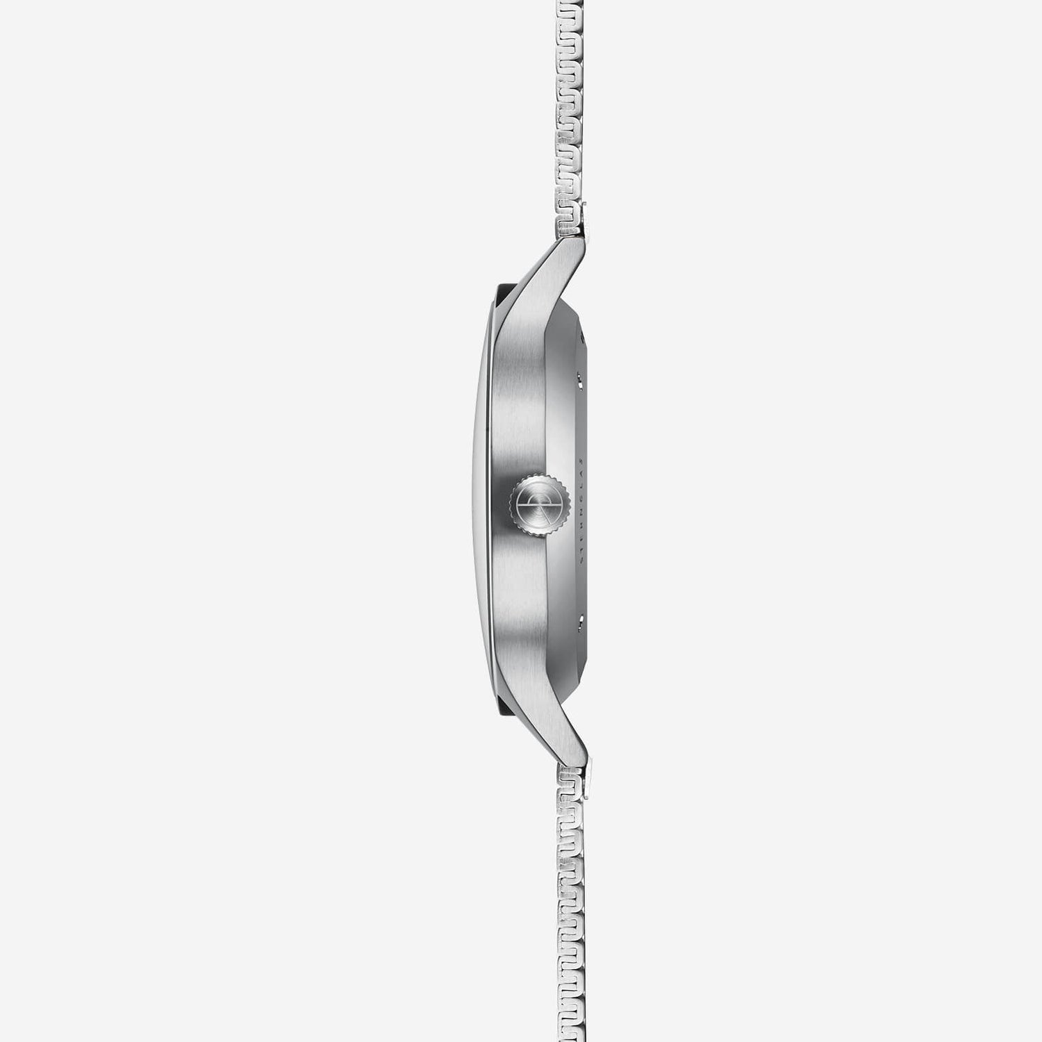 popup|Curved sapphire crystal|The absolutely scratch-resistant and double anti-reflective sapphire crystal - the premium class of watch crystals - ensures a clear view.