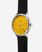 popup|Japanese automatic movement|The 8215 movement from the Japanese manufacturer Miyota is considered to be particularly low-maintenance and durable. Thanks to a beat frequency of 3 hertz, the second hand runs wonderfully smoothly.