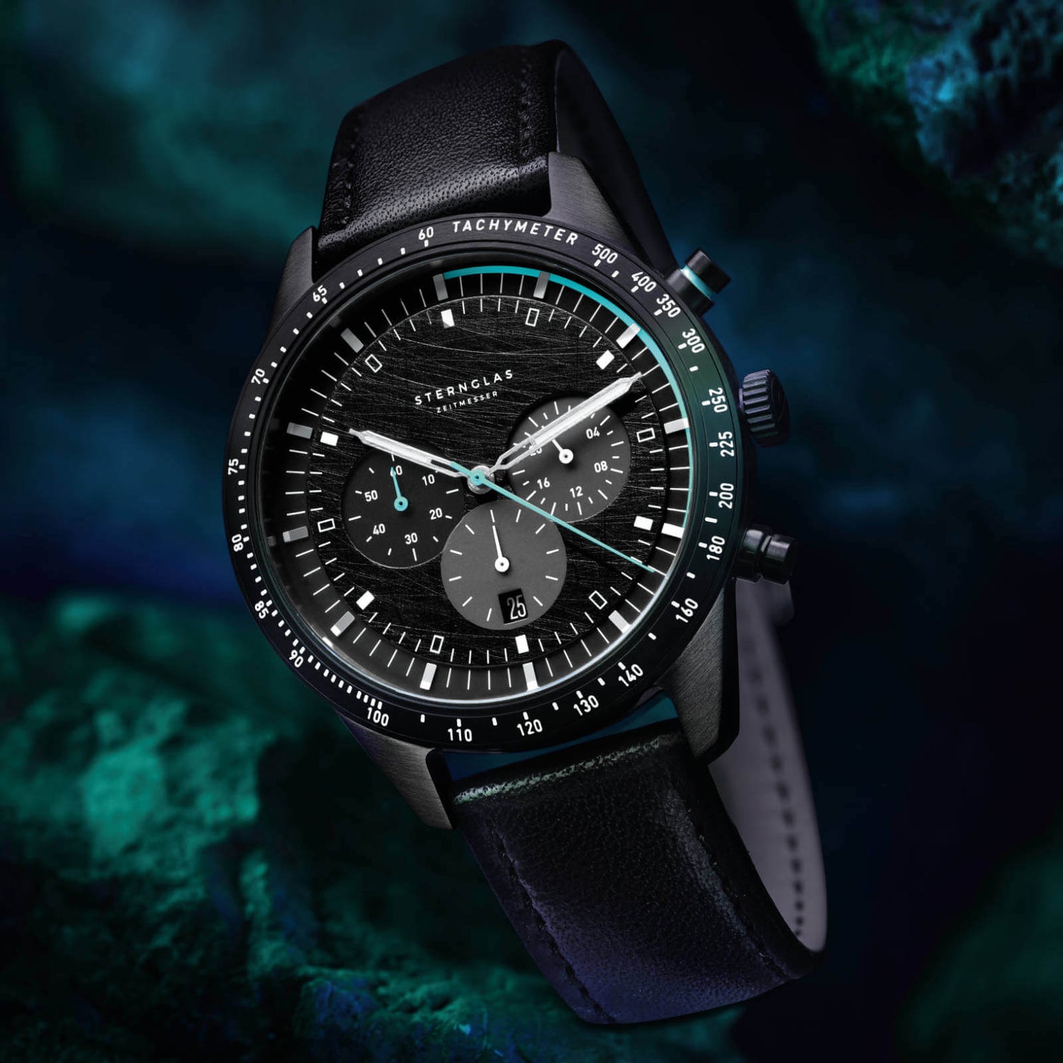 popup|Italian leather strap|The "Modena" leather strap - made in Germany - impresses with its fine crowning and high-quality decorative stitching.