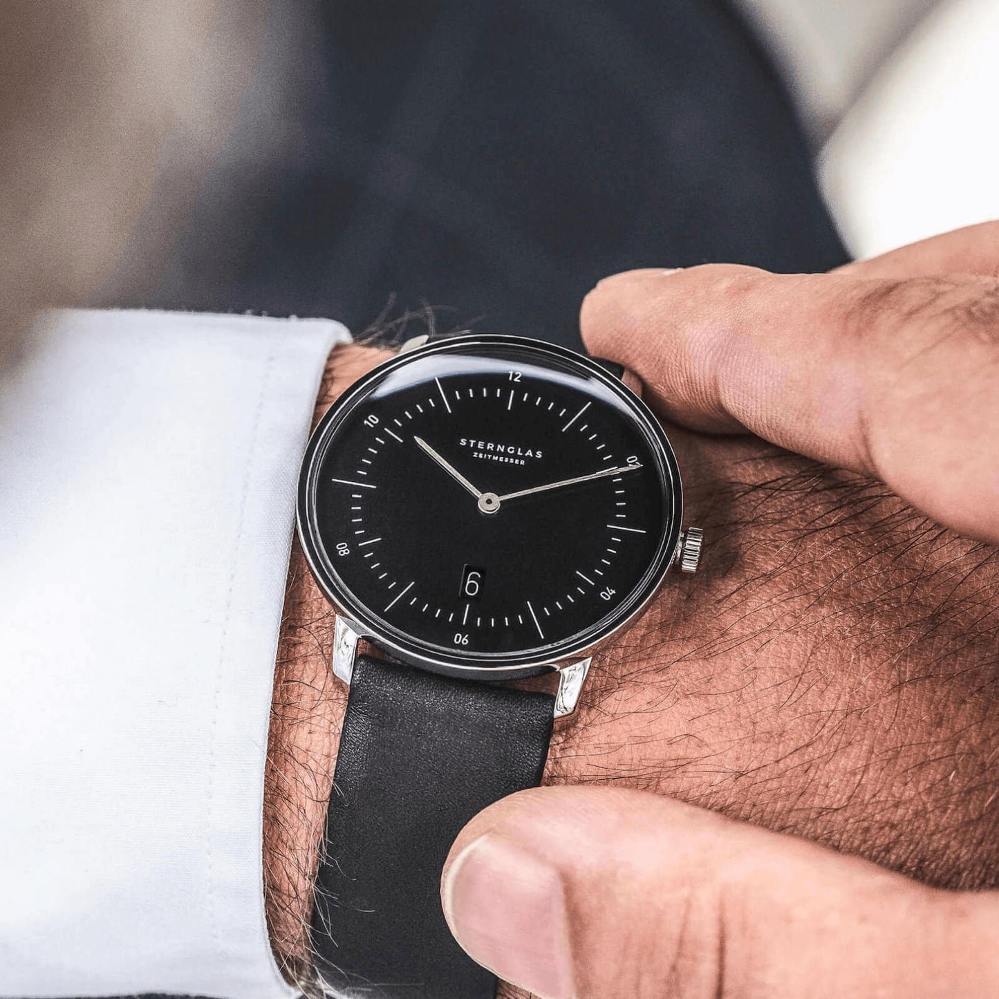 popup|Velvety soft calfskin leather strap|Our "Premium" leather strap comes from a family-owned leather factory in the Bavarian Forest, which has been known for outstanding craftsmanship for decades.