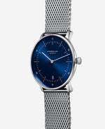 popup|Domed sapphire glass|The absolutely scratch-resistant and double anti-reflective sapphire glass provides a clear view - the premium class of watch glasses.