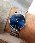 popup|Ronda quartz movement|The premium movement from Swiss traditional manufacturer Ronda ensures precision and durability.