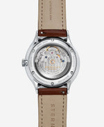 popup|Sapphire crystal back|Through the viewing window made of scratch-resistant sapphire crystal, you can watch the nobly engraved rotor as it brings the precision mechanics to life.