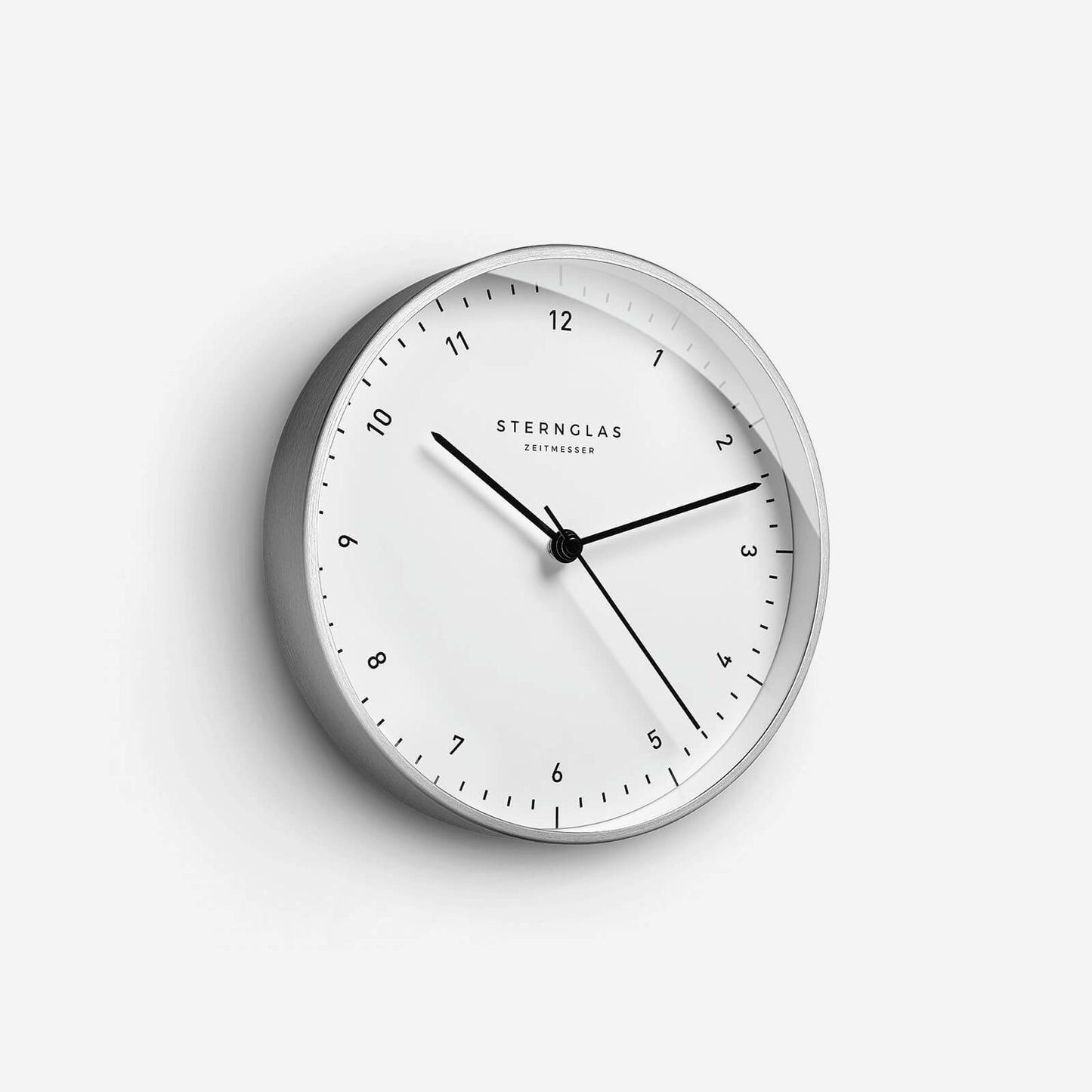 Clock Zirkel white