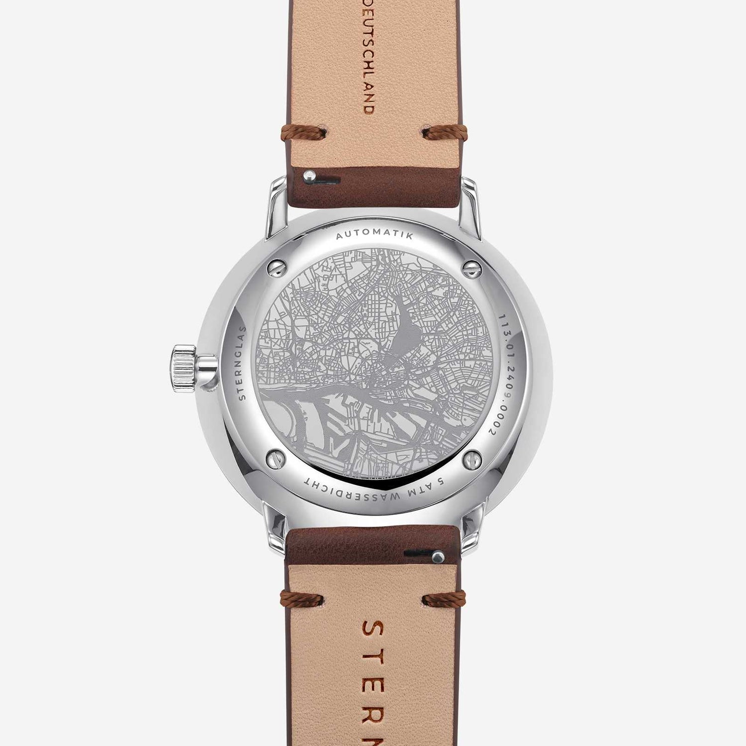 popup|High-quality back engraving|The case back is decorated with a haptically perceptible engraving of Hamburg's city centre.