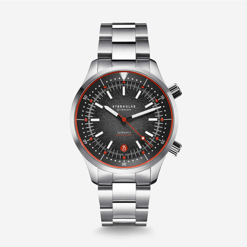 popup|Equipped for all water activities|The Merion is 20 ATM water-resistant thanks to two screw-down crowns.