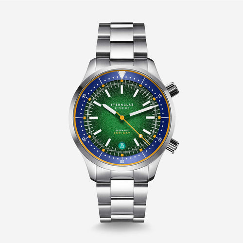 popup|Equipped for all water activities|The Merion is 20 ATM water-resistant thanks to two screw-down crowns.