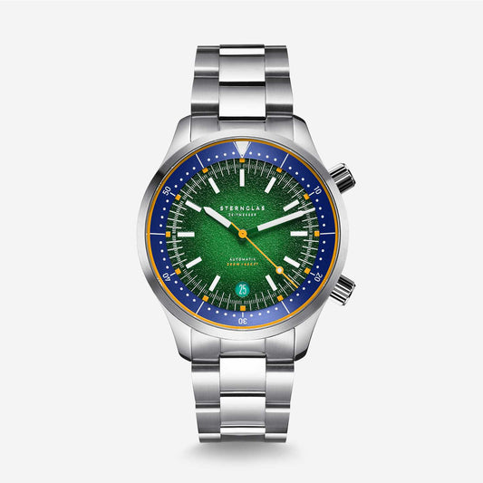 popup|Equipped for all water activities|The Merion is 20 ATM water-resistant thanks to two screw-down crowns.