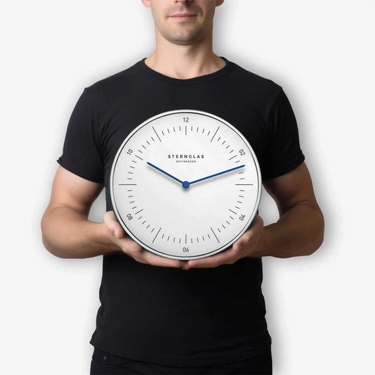 Clock Naos white